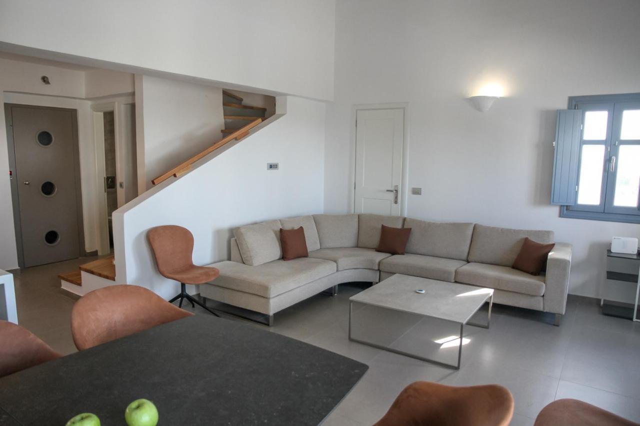 Luxe Maroussi Villas Pýrgos Eksteriør bilde